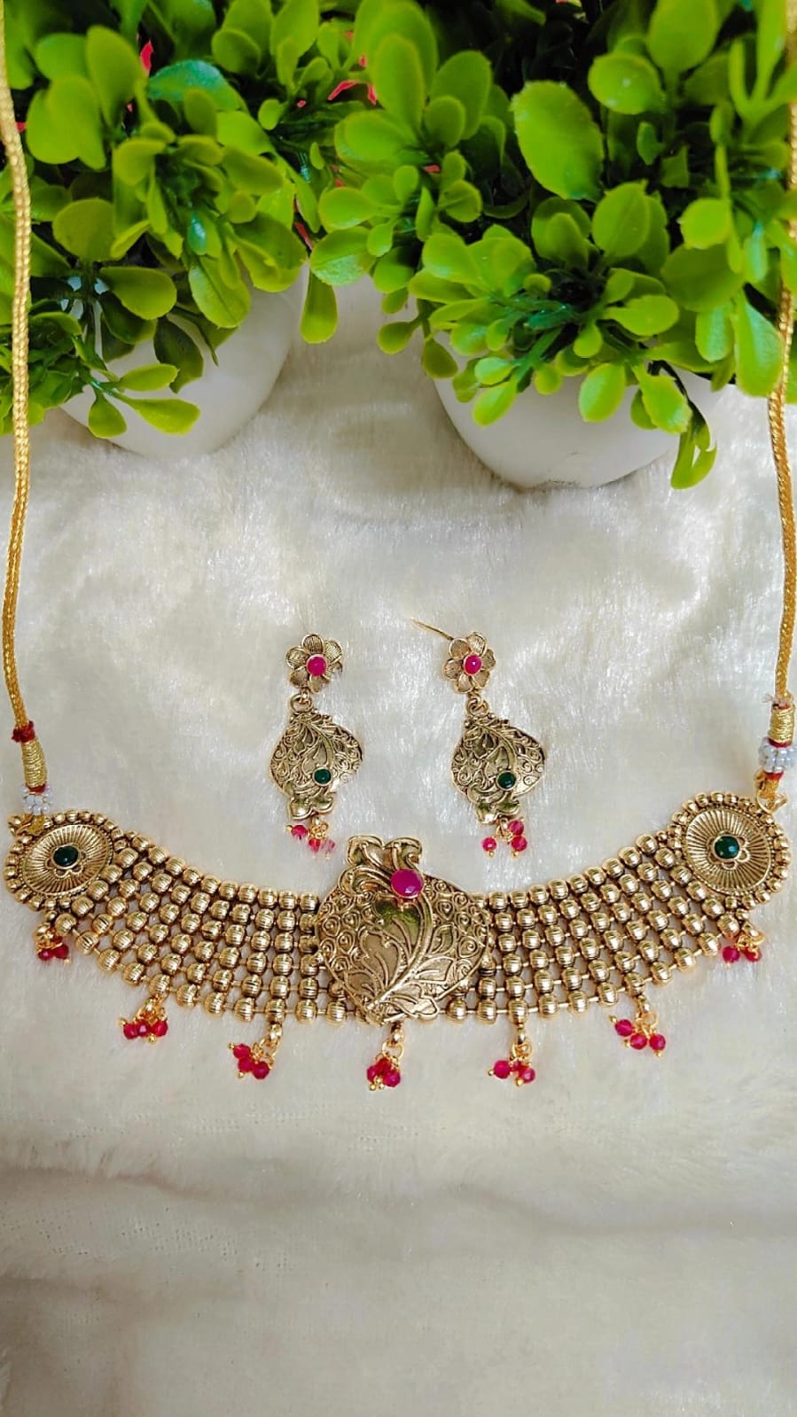 Royal Temple-Inspired Gold Tone Choker Necklace Set