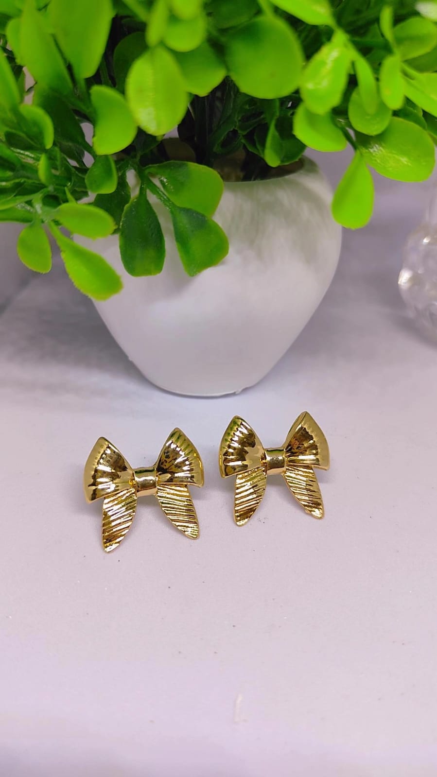 Golden Bow Stud Earrings 🎀