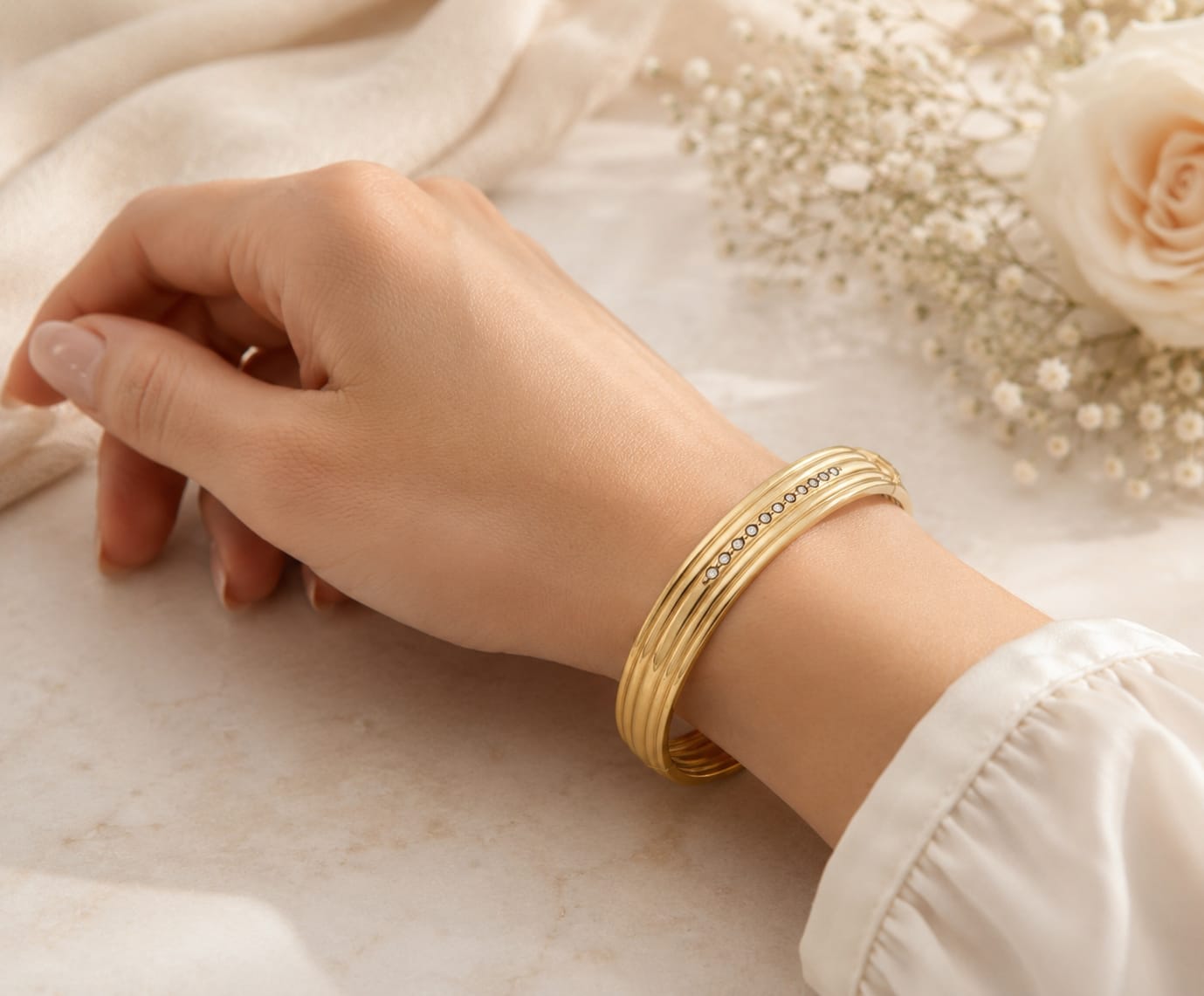 Golden Crystal Line Bracelet