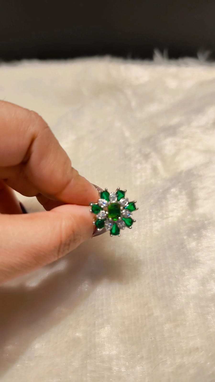 Emerald Radiance Floral Ring