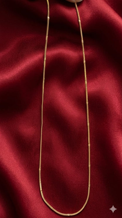 Golden Minimal Beaded Chain