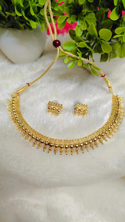 Elegant Gold Beaded Necklace Set