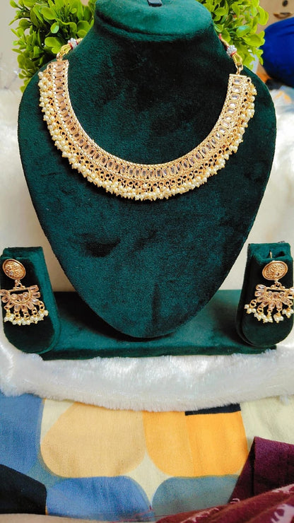 Royal Kundan Pearl Choker Set