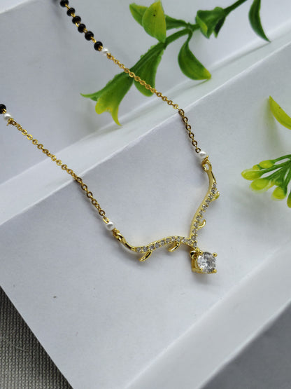Curved Diamond-Style Pendant Mangalsutra