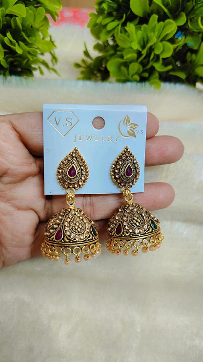 Antique Gold Kundan Jhumka Earrings