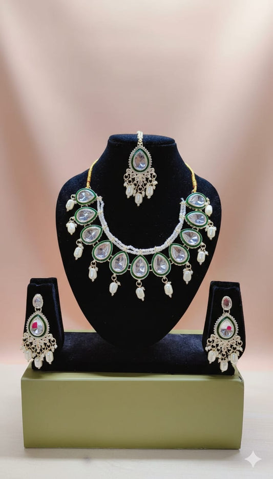 Emerald Kundan Pearl Drop Necklace Set