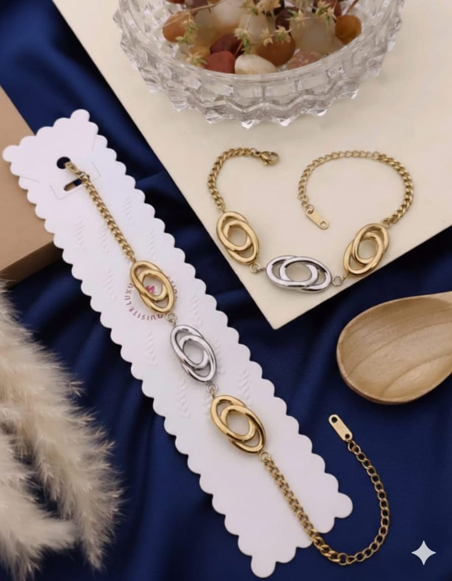 Dual-Tone Oval Link Charm Bracelet – Anti-Tarnish