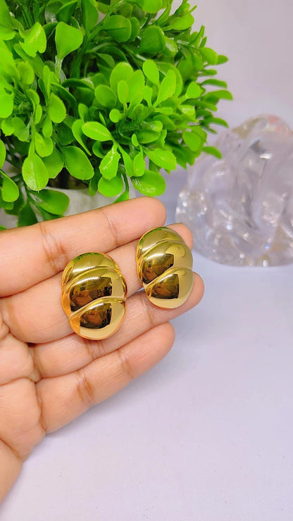 Golden Ripple Stud Earrings