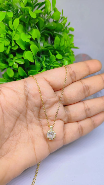 Dainty Crystal Pendant Chain
