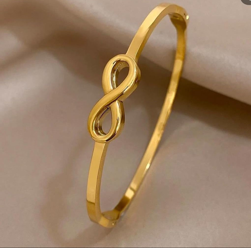 Infinity Glow Baby Bracelet ✨