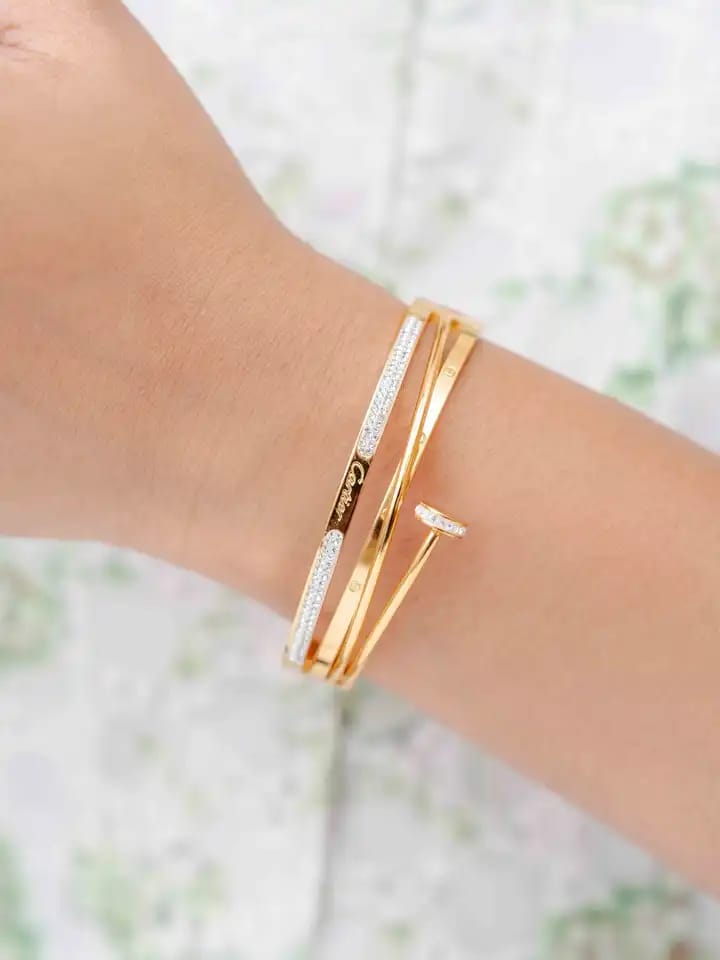 Golden Luxe Crystal Nail Bracelet