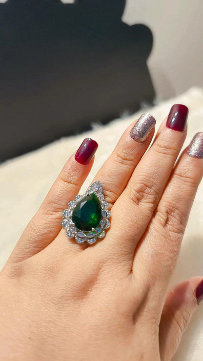 Emerald Majesty Adjustable Statement Ring 💚✨