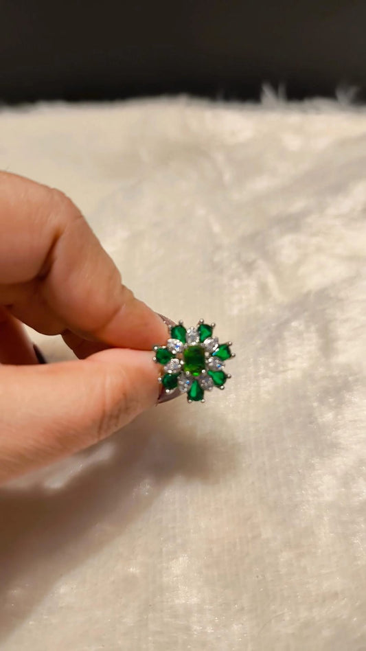Emerald Radiance Floral Ring